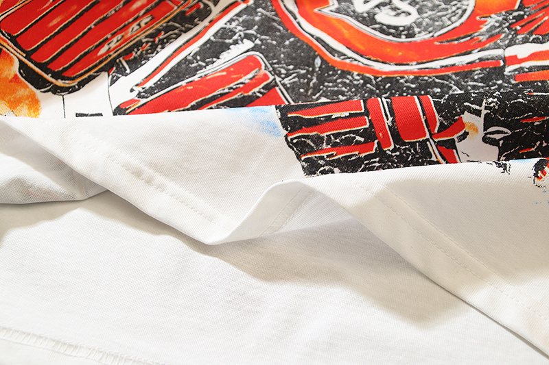 VALE USA Washed Cream Hockey Graphic T-Shirt