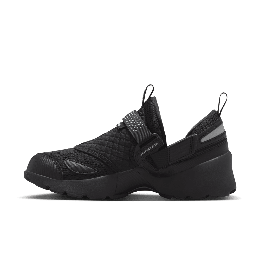 Wmns Air Jordan Trunner LX